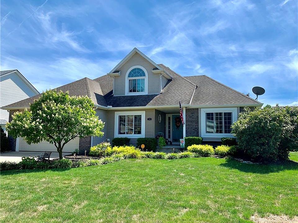 1st image of 336 Pemberton Dr