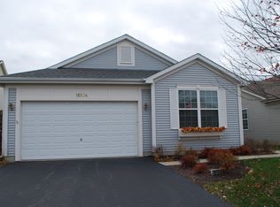 16104 Seneca Lake Cir, Crest Hill, IL 60403
