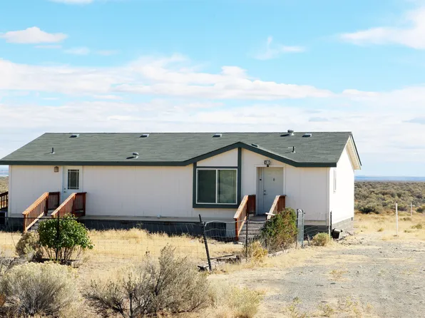89730 W Campbell Ln, Christmas Valley, OR 97641
