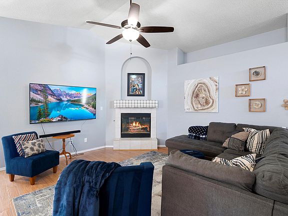5th image of 7608 Banyon Ave NW