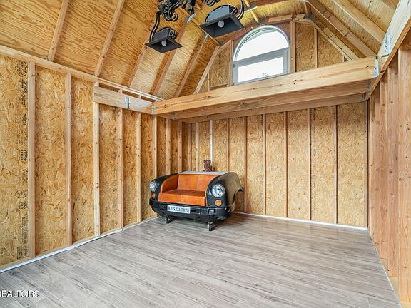 5th image of 1728 Lovell Landing Ln