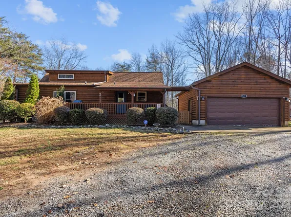 749 Henry Thompson Rd, Tryon, NC 28782