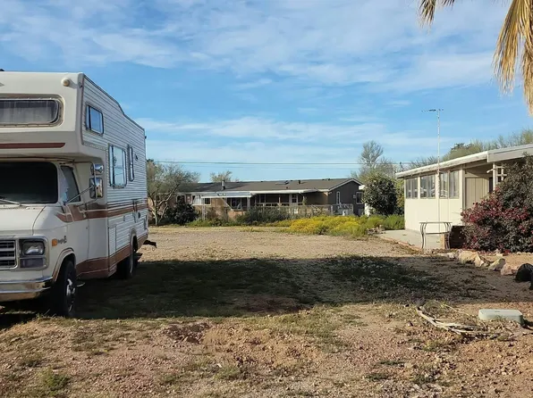 22324 W Sunshine Dr, Wittmann, AZ 85361