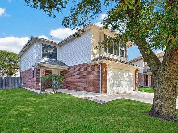 2nd image of 9711 Sutton Meadows Ct