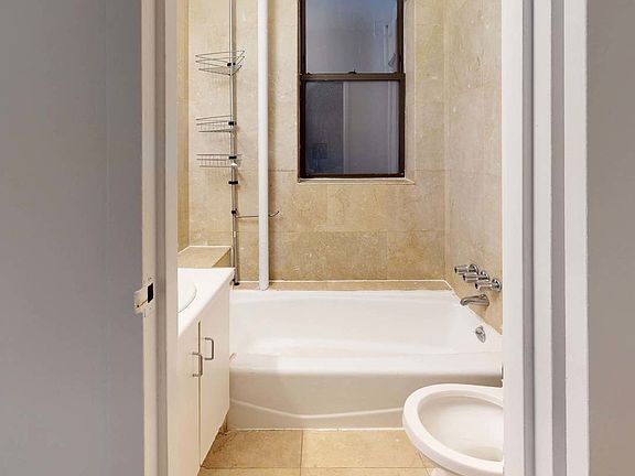 5th image of 345 E 65th St #1B1