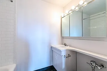 Rented by Manhattan Realty Group