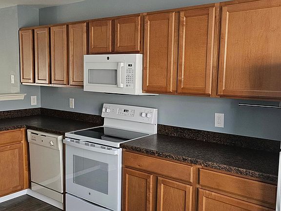 2nd image of 126 Nicoles Ct #504