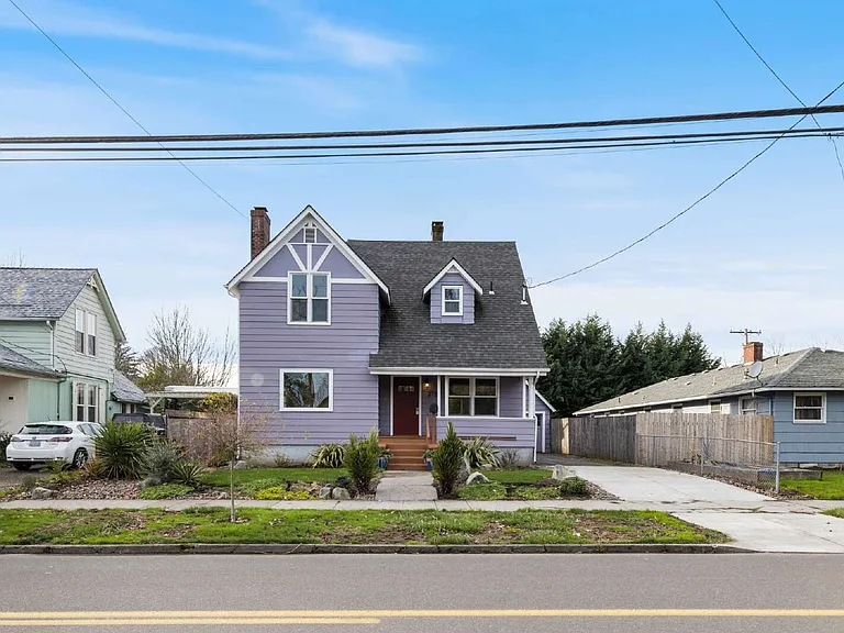 315 SE Davis St — Photo 1