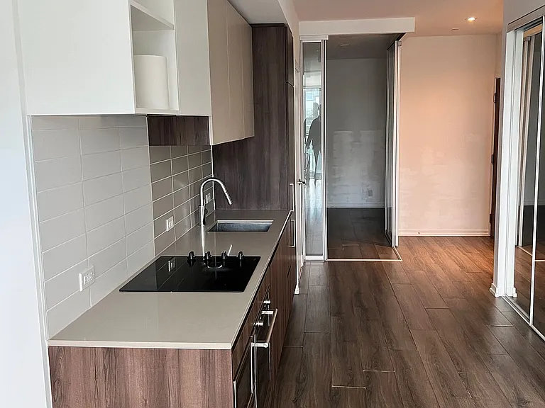 7890 Jane St #705 — Photo 20