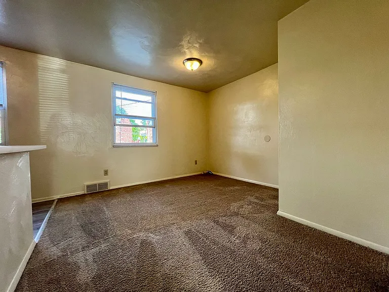 442 Mower Dr #D — Photo 2