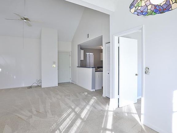 5th image of 12105 Armenia Gables Cir