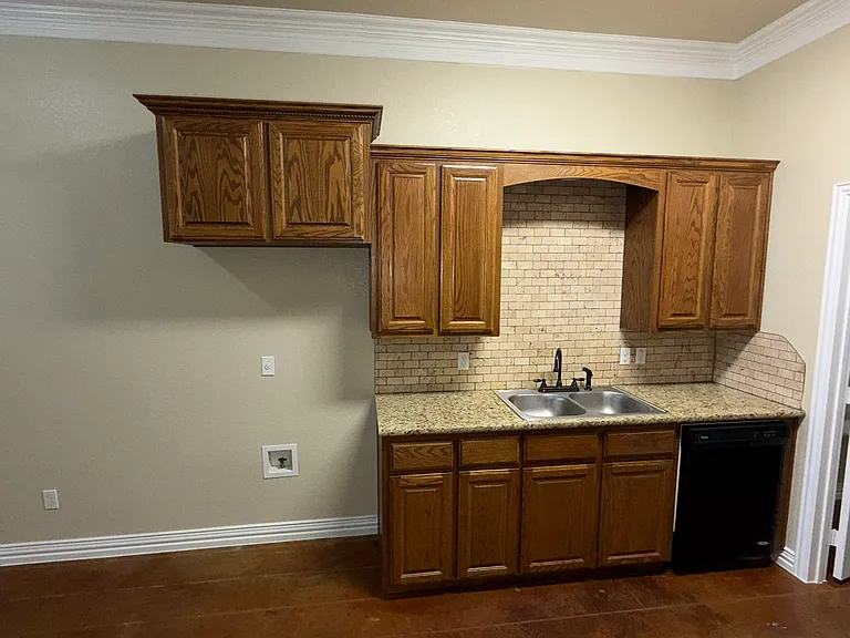 717 Ferrara Cir #B — Photo 17
