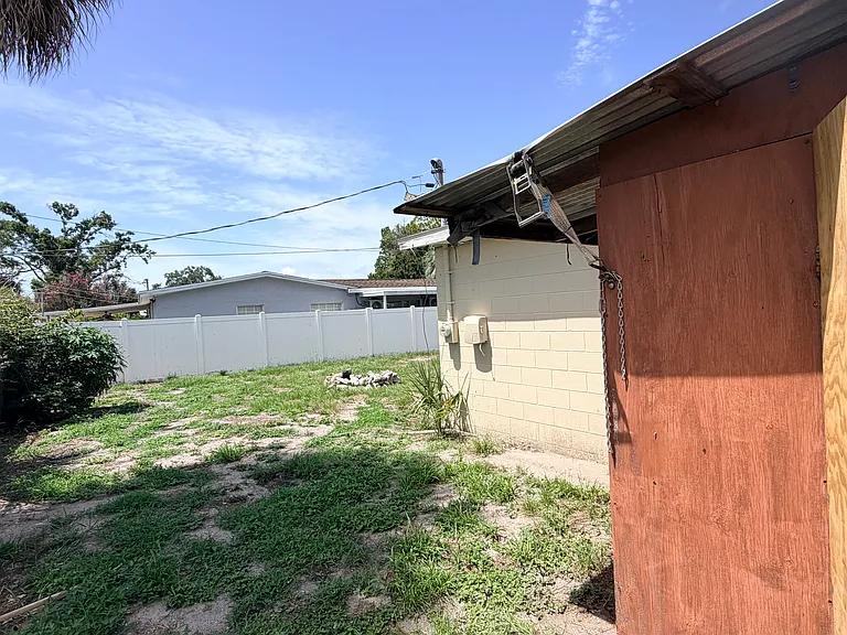 7912 W Paris St — Photo 11