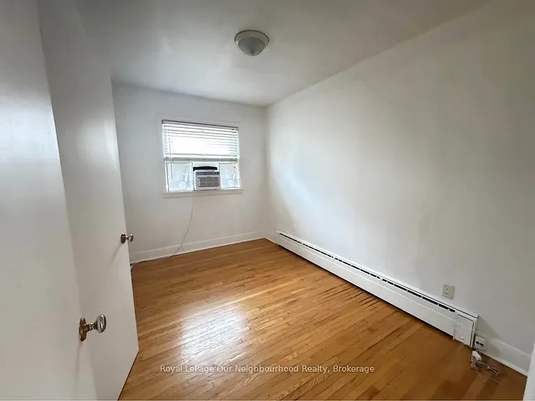 73 Eugenia St #MAIN — Photo 18