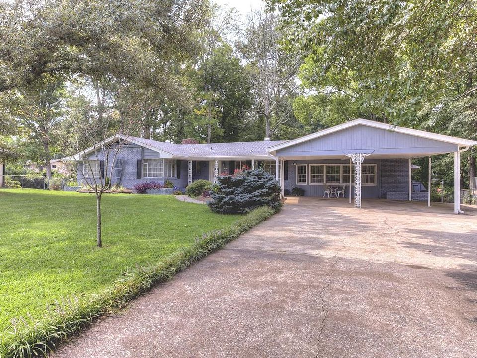 1st image of 7109 Hampshire Dr
