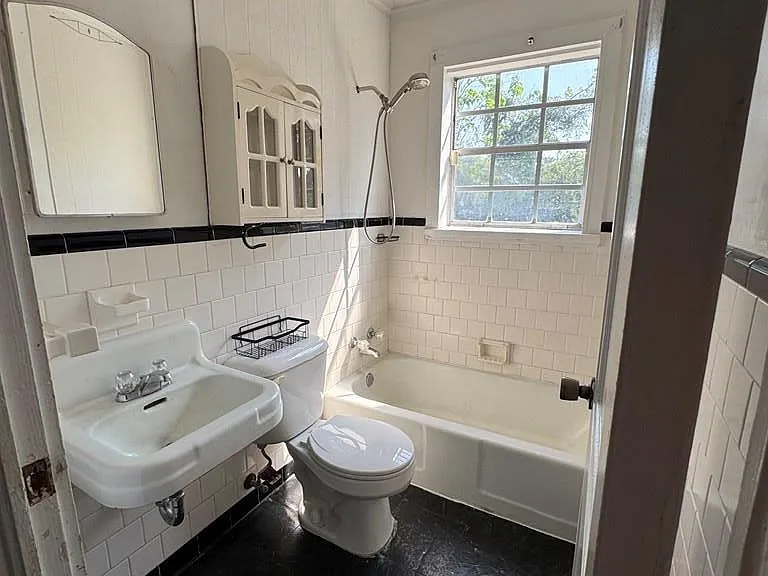 6 Sherwood Dr — Photo 9