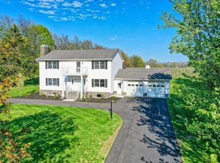 61 Sherman Dr, Milton, NY 12547