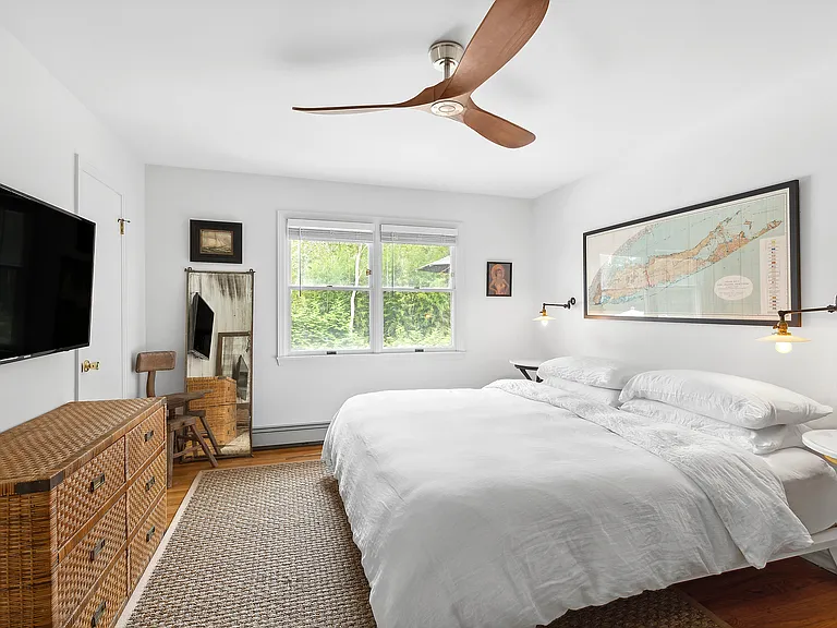 44 Milina Dr — Photo 9