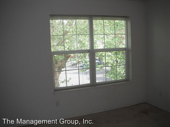 4th image of 4701 NE 77th Ave APT 9C