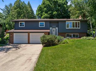 1510 Parmenter St, Middleton, WI 53562