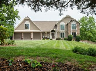 25700 Timber Meadows Ct, Lees Summit, MO 64086