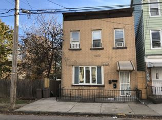 196 Saint Marys Ave #1FL, Staten Island, NY 10305