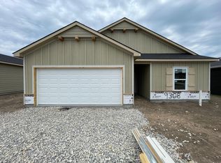 9308 E Creed St, Wichita, KS 67210