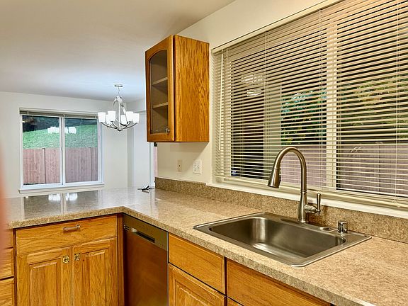 4th image of 13692 Daybreak Pl NW