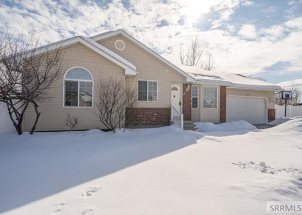 1st image of 3310 E Skyview Dr