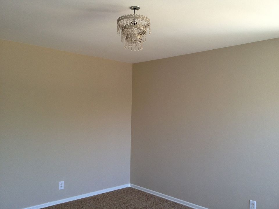 2nd image of 32 Junipero Ave