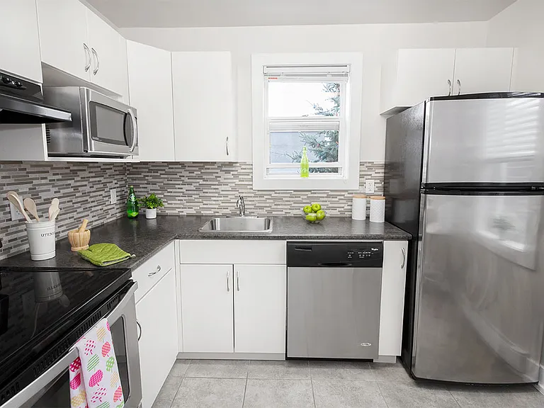 310 Goulet St #11 — Photo 10