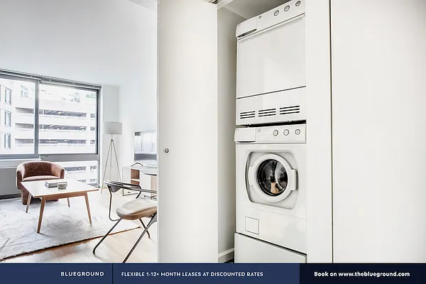 Rented by The Blueground | media 314