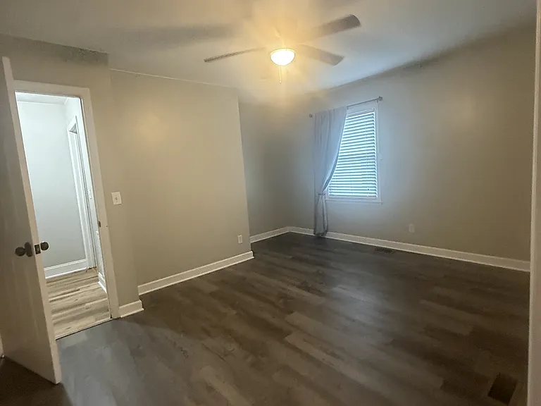 503 N Lincoln St — Photo 8