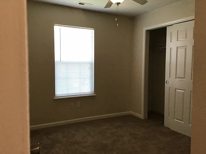 6474 Titania Dr — Photo 16