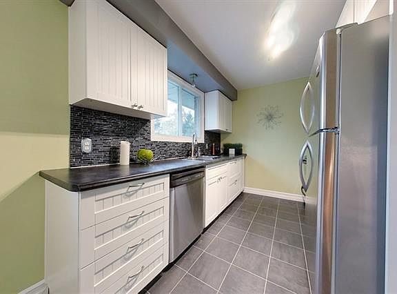 5th image of 886 Auden Park Dr