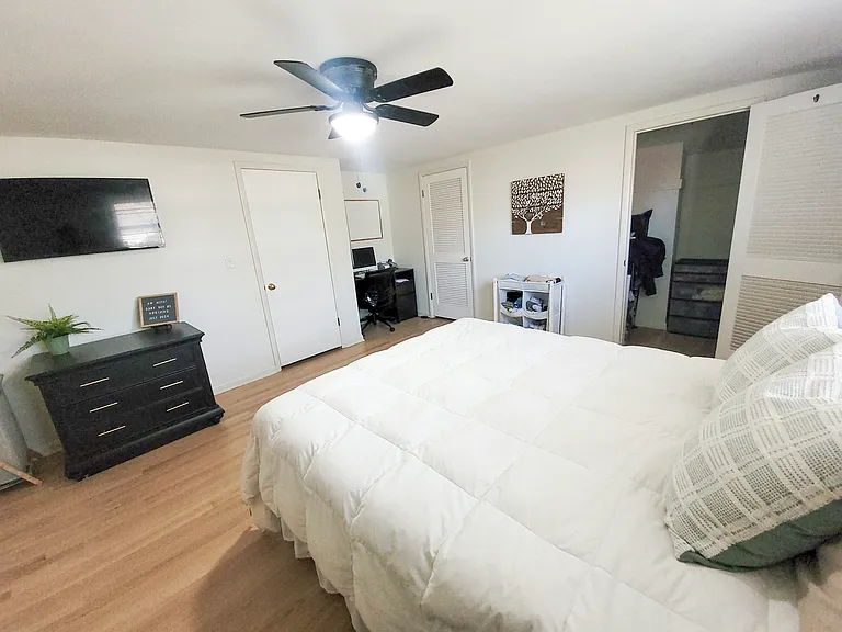517 E McGee St — Photo 19