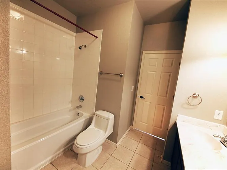 10132 Dyer St #8 — Photo 6