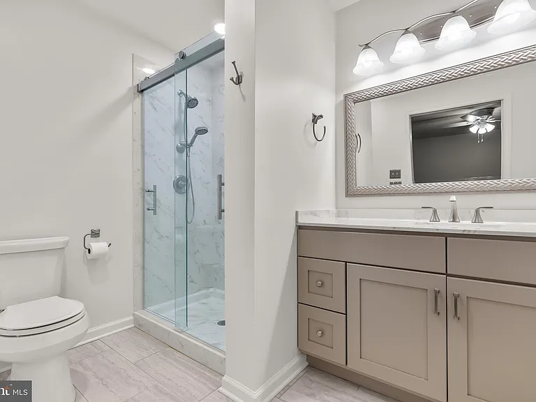 6 Moneta Ct — Photo 15