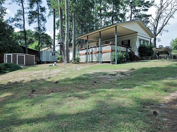 4th image of 379 County Road 223