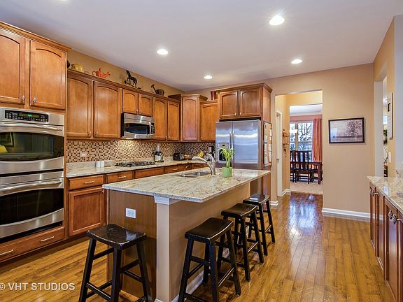 Beautiful maple cabinets, granite counters, stainless steel appliances