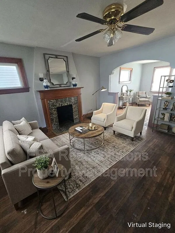 2 bed, 1.0 bath, 912 sqft, $900 — Photo 3