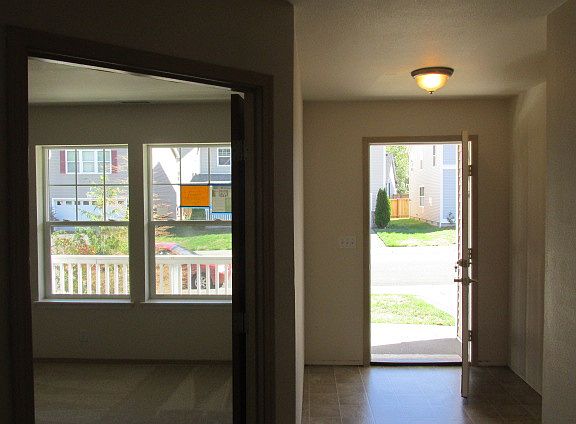 5th image of 8302 209th Avenue Ct E