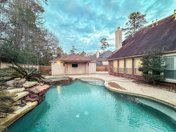 79 W Shale Creek Cir, Spring, TX 77382