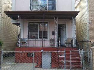 106 Veronica Pl, Brooklyn, NY 11226
