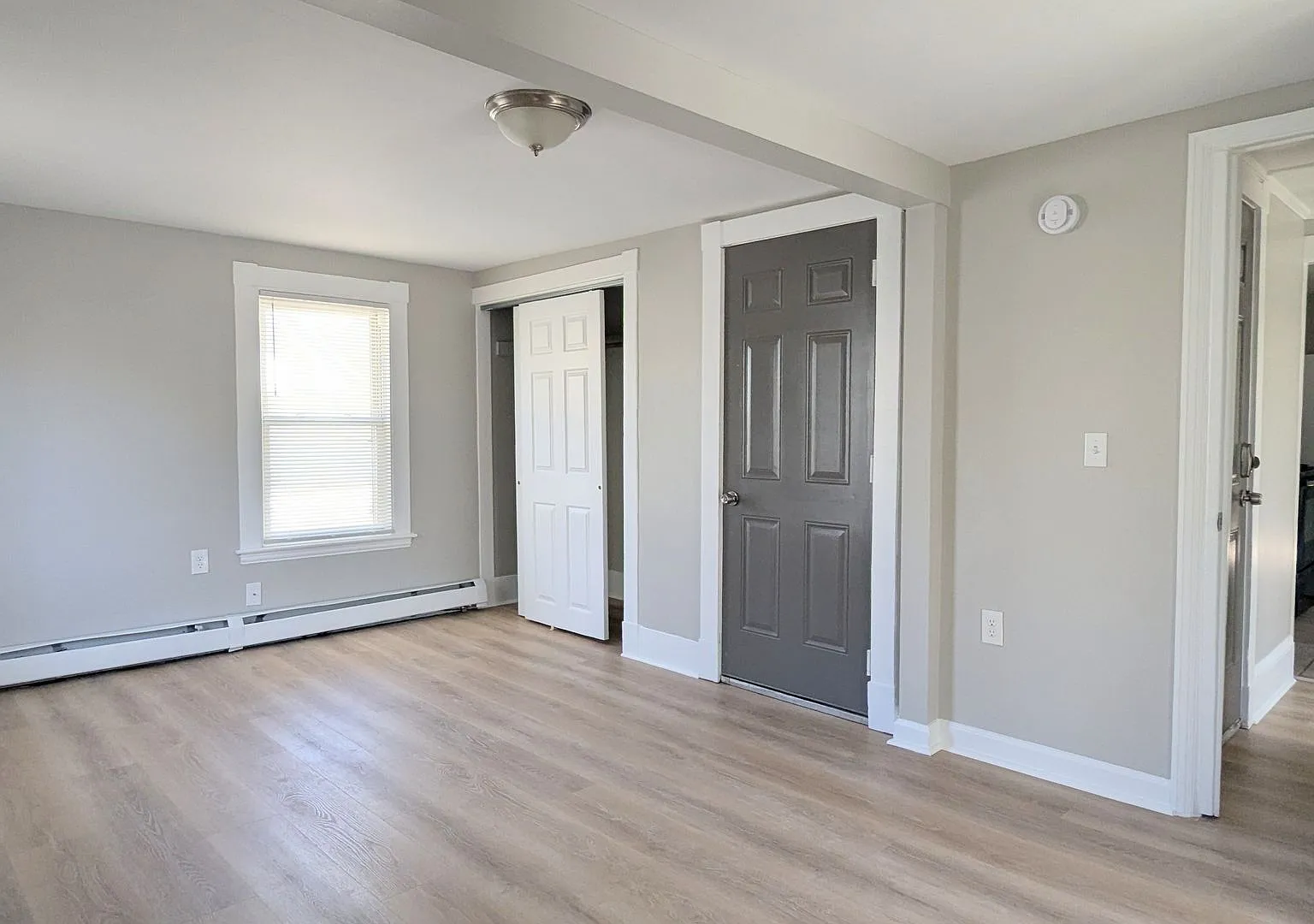 2 Silver Place — Photo 4