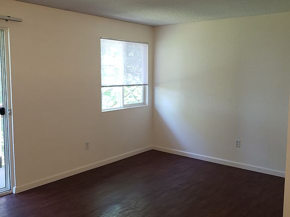 5th image of 11311 26th Ave S #2307