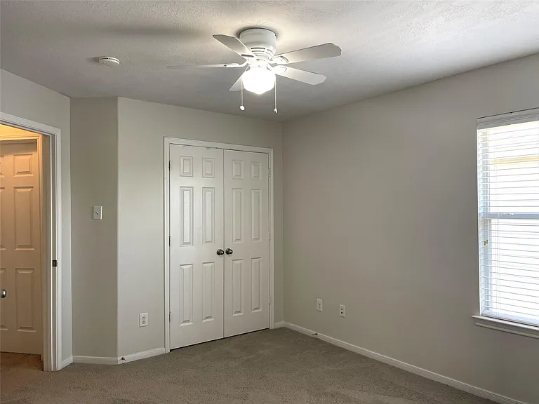 6411 Virginia Fields Dr — Photo 23
