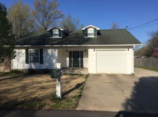 915 Starnes St, Kennett, MO 63857
