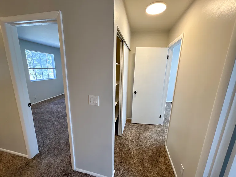 4239 W Bampton Ln — Photo 14