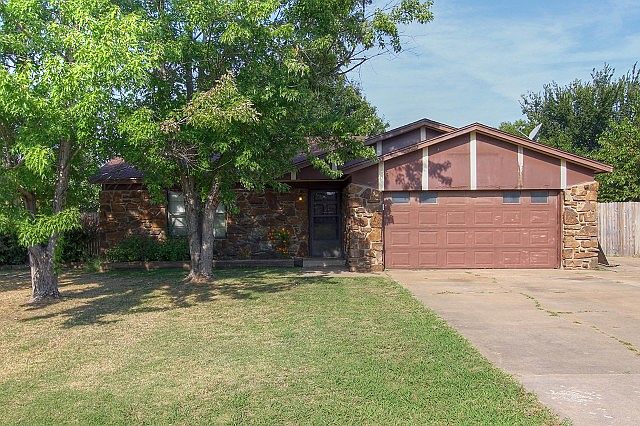 Great starter home with warranty!